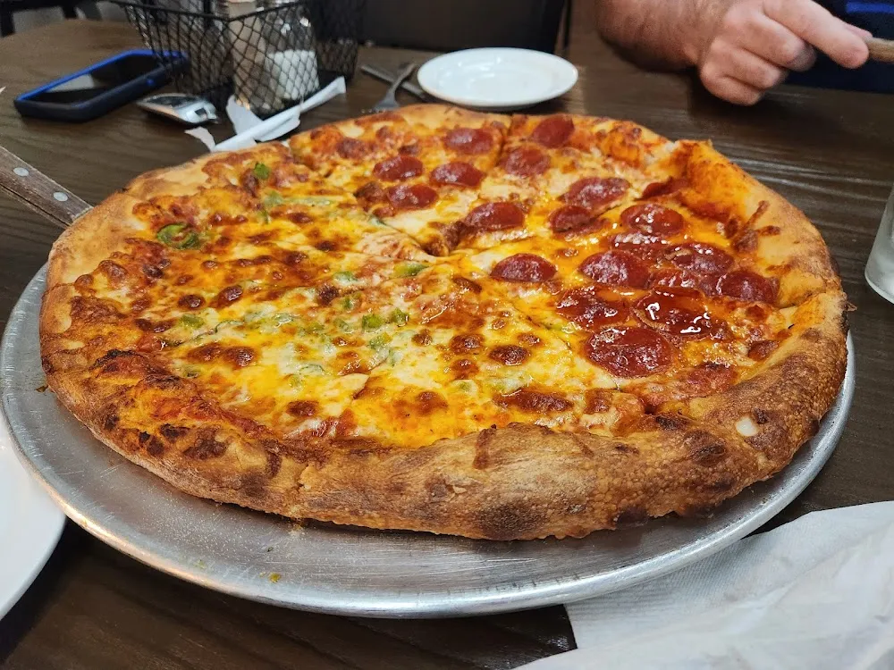 Pepperoni Green Pepper Pizza