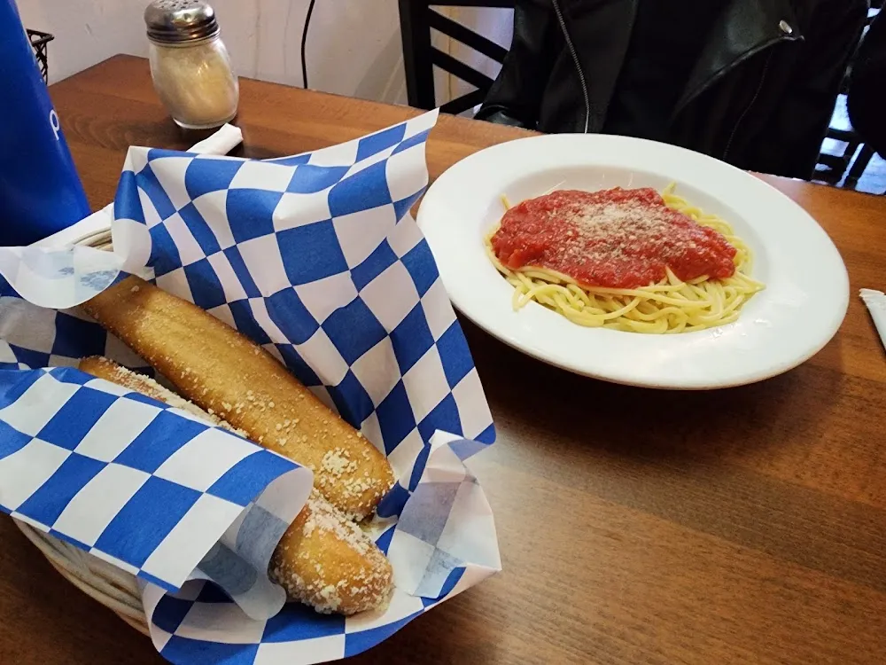 Spaghetti and Breadsticks